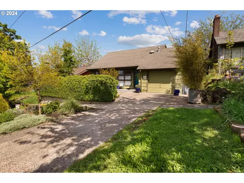 4223 SE Cora St, Portland, OR 97206