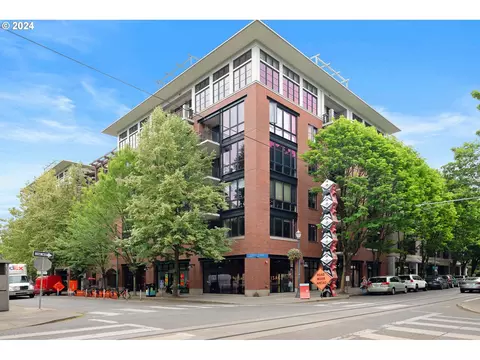 726 NW 11th Ave #212, Portland, OR 97209