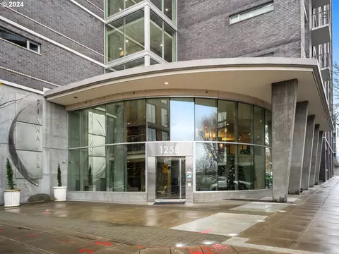 1255 NW 9th Ave #1307, Portland, OR 97209