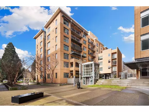 701 Columbia St #503, Vancouver, WA 98660