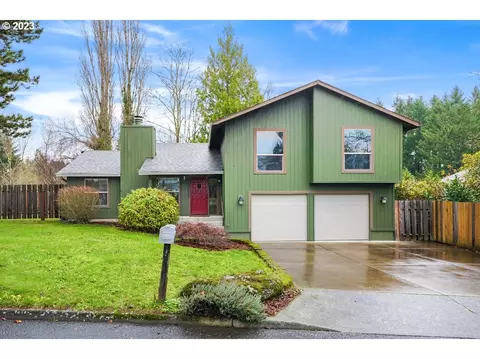 12118 SE 116th Ct, Happy Valley, OR 97086
