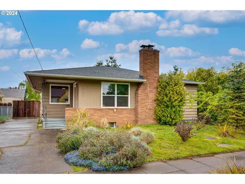 6921 N Ivanhoe St, Portland, OR 97203