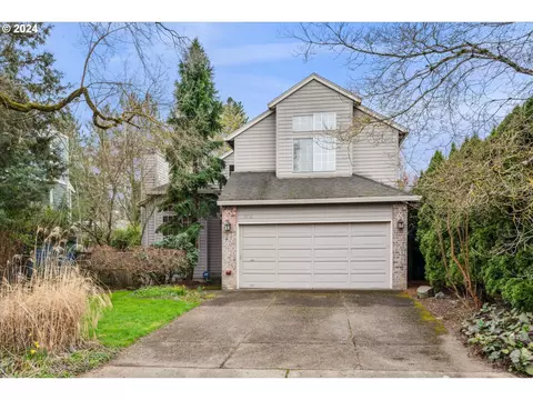 4112 SW Canby St, Portland, OR 97219