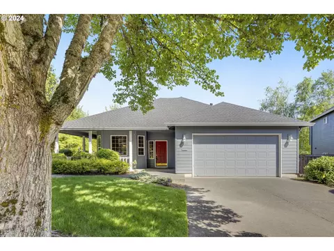 23525 SW Voss Pl, Sherwood, OR 97140
