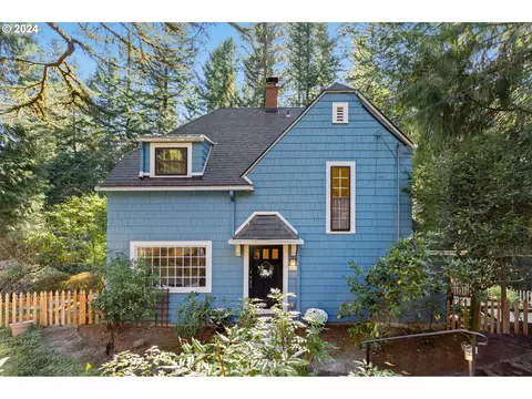 2770 SW Talbot Rd, Portland, OR 97201