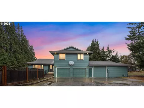 3926 Fairview Dr, Hood River, OR 97031