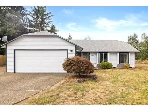 20205 S Meadowood Pl, Oregon City, OR 97045