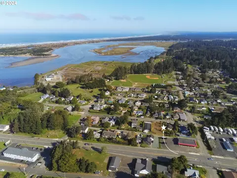 1 St SE #7800, Bandon, OR 97411