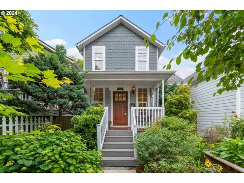 2301 NE Rodney Ave, Portland, OR 97212
