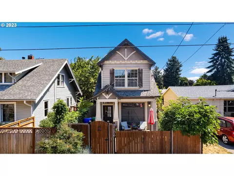 1510 SE 88th Ave, Portland, OR 97216