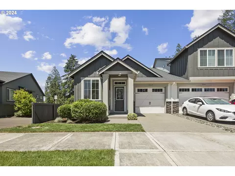 5957 SE Damask St, Hillsboro, OR 97123