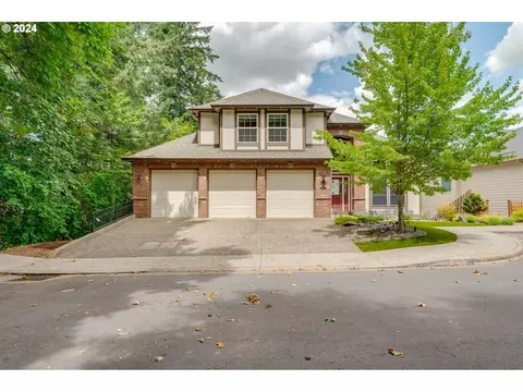 7904 SW Red Sunset Ln, Beaverton, OR 97007