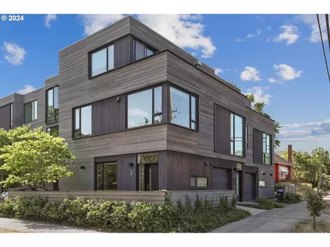 5296 N Vancouver Ave, Portland, OR 97217