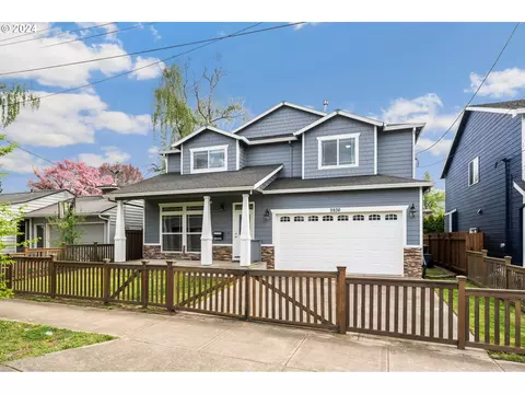 3936 SE Cooper St, Portland, OR 97202