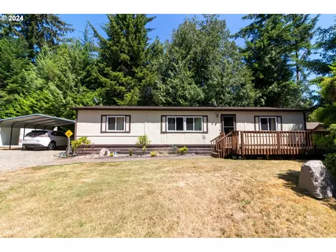 4935 S Loftus Rd, Florence, OR 97439