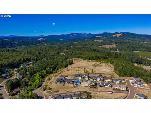 609 Coastal View Dr Lan, Philomath, OR 97370