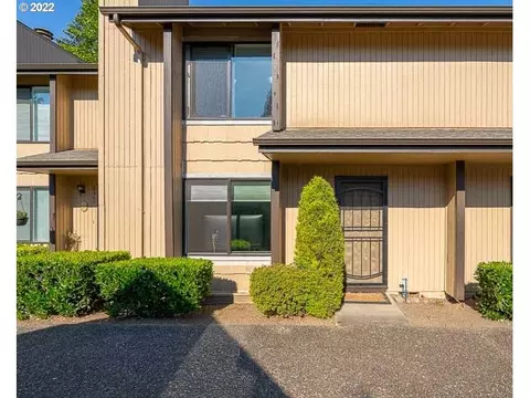 6339 Fairway Ave SE # 17, Salem, OR 97306