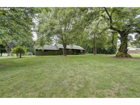 24114 NE 16th St, Camas, WA 98607