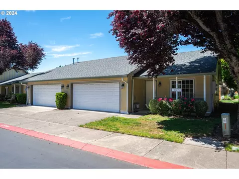 2377 SE 62nd Ln, Hillsboro, OR 97123