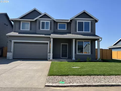 11227 Blueberry Loop NE, Donald, OR 97020