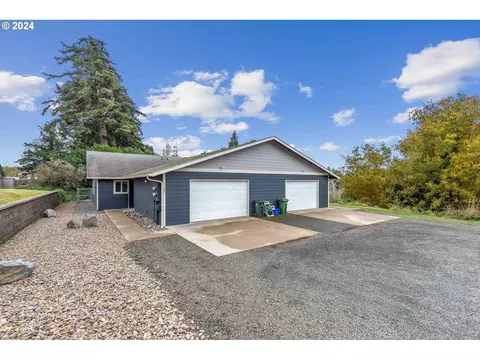 11551165 Ohio Ave, North Bend, OR 97459