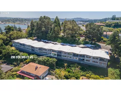 290 N 3rd Ct # 5, Coos Bay, OR 97420