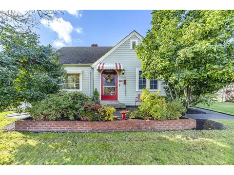 2696 Portland St, Eugene, OR 97405