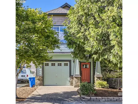 821 N Terry St, Portland, OR 97217