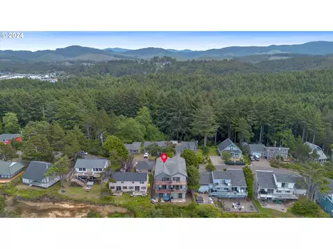 1933 SW Coast Ave, Lincoln City, OR 97367
