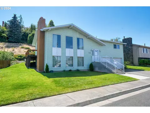 2218 SW Ladow Ave, Pendleton, OR 97801