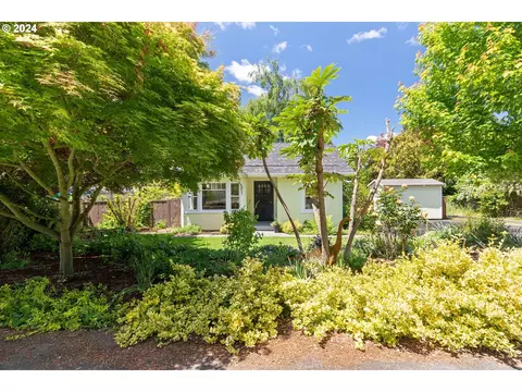 7765 SW 87th Ave, Portland, OR 97223