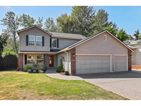 2303 SE Williams Dr, Gresham, OR 97080