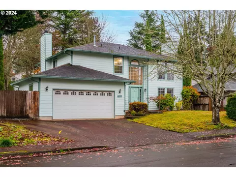 8909 NE 28th Pl, Vancouver, WA 98665