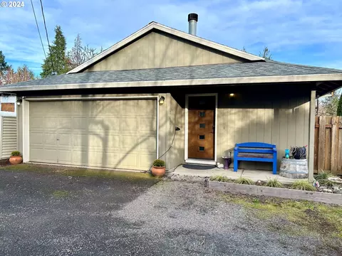 7401 SE Sherrett St, Portland, OR 97206