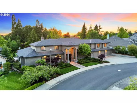750 Club Way, Eugene, OR 97401