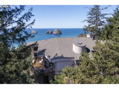 850 Ridgewood Rd W, Oceanside, OR 97134