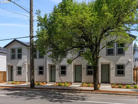 6647 N Fessenden St #10, Portland, OR 97203