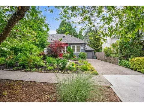 365 NE Jackson St, Hillsboro, OR 97124