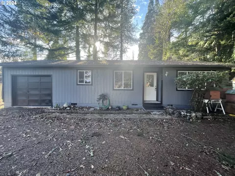 504 Silver Ave, Drain, OR 97435
