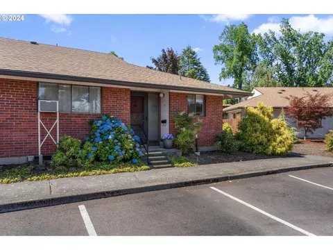 11545 SW Majestic Ln #7, Portland, OR 97224