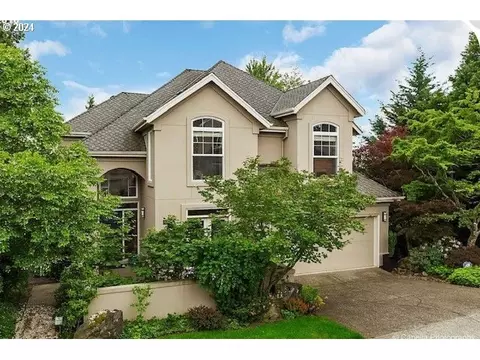 30 Morningview Cir, Lake Oswego, OR 97035