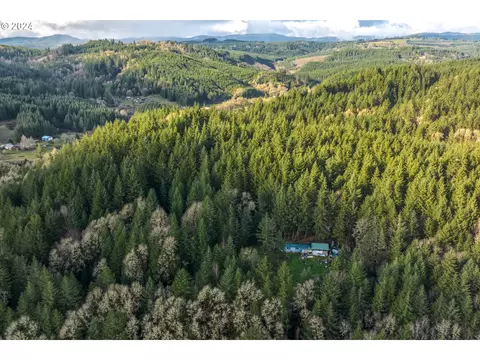 18211 SW Rock Creek Rd, Sheridan, OR 97378