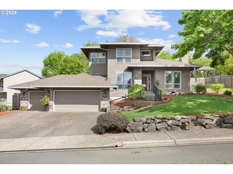 16028 SW Bowmen Ln, Sherwood, OR 97140