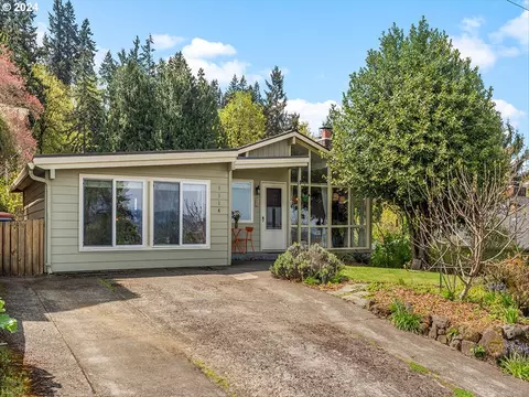 1114 4th St, Oregon City, OR 97045
