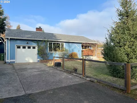 1310 Betty Ln, Eugene, OR 97404