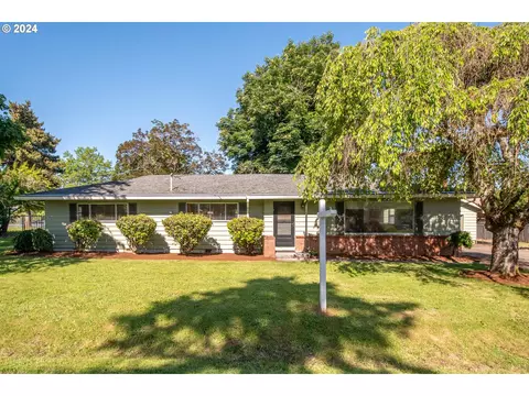 13225 SE Bobby Bruce Ln, Boring, OR 97009