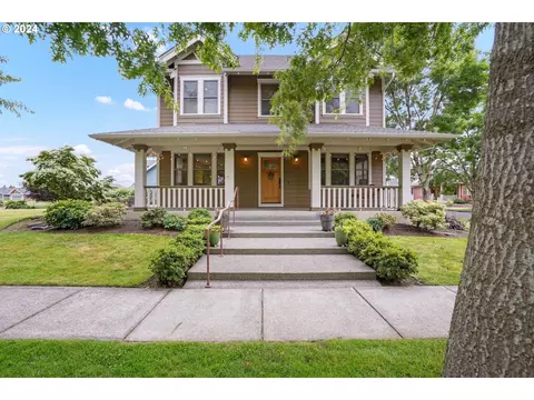 1235 Gwinn St, Monmouth, OR 97361