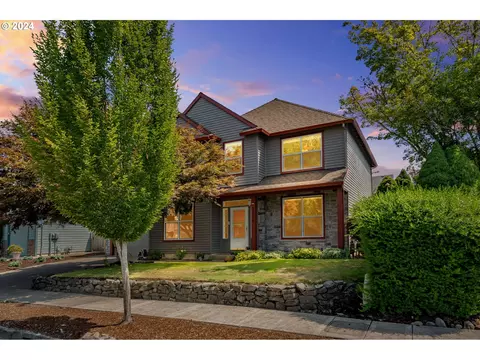 3310 NE 12th Ave, Hillsboro, OR 97124