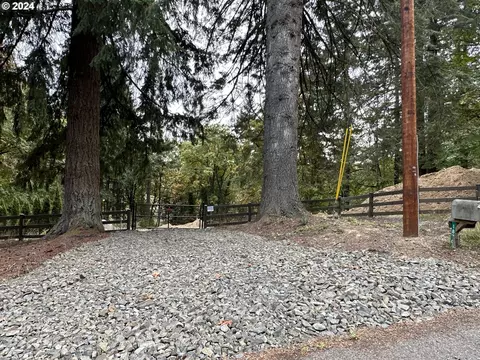 18700 NW Logie Trail Rd, Portland, OR 97231