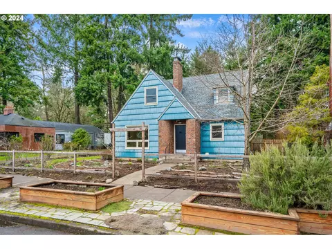 3603 NE Shaver St, Portland, OR 97212